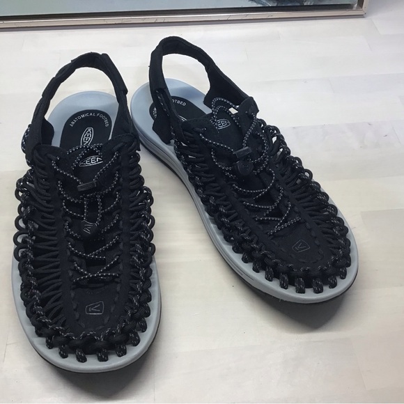 New Without Box KEEN Uneek SANDALS SHOES Mens 11 Black - Picture 1 of 8